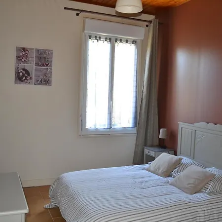 De Poumeys Chez Tatie *